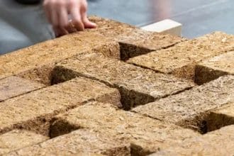 Des briques à base de déchets de canne à sucre