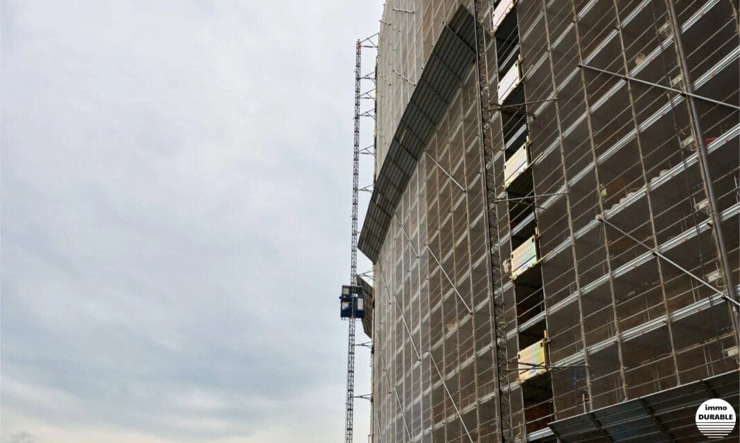 Les différences clés entre restauration, rénovation et réhabilitation de bâtiments : quel choix pour votre projet immobilier ?