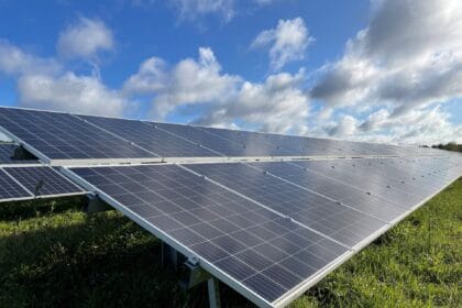 Comment Solreed et Engie Green révolutionnent la réparation des panneaux solaires
