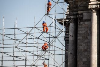 Du passé au futur : comment rénover un vieux bâtiment de manière durable